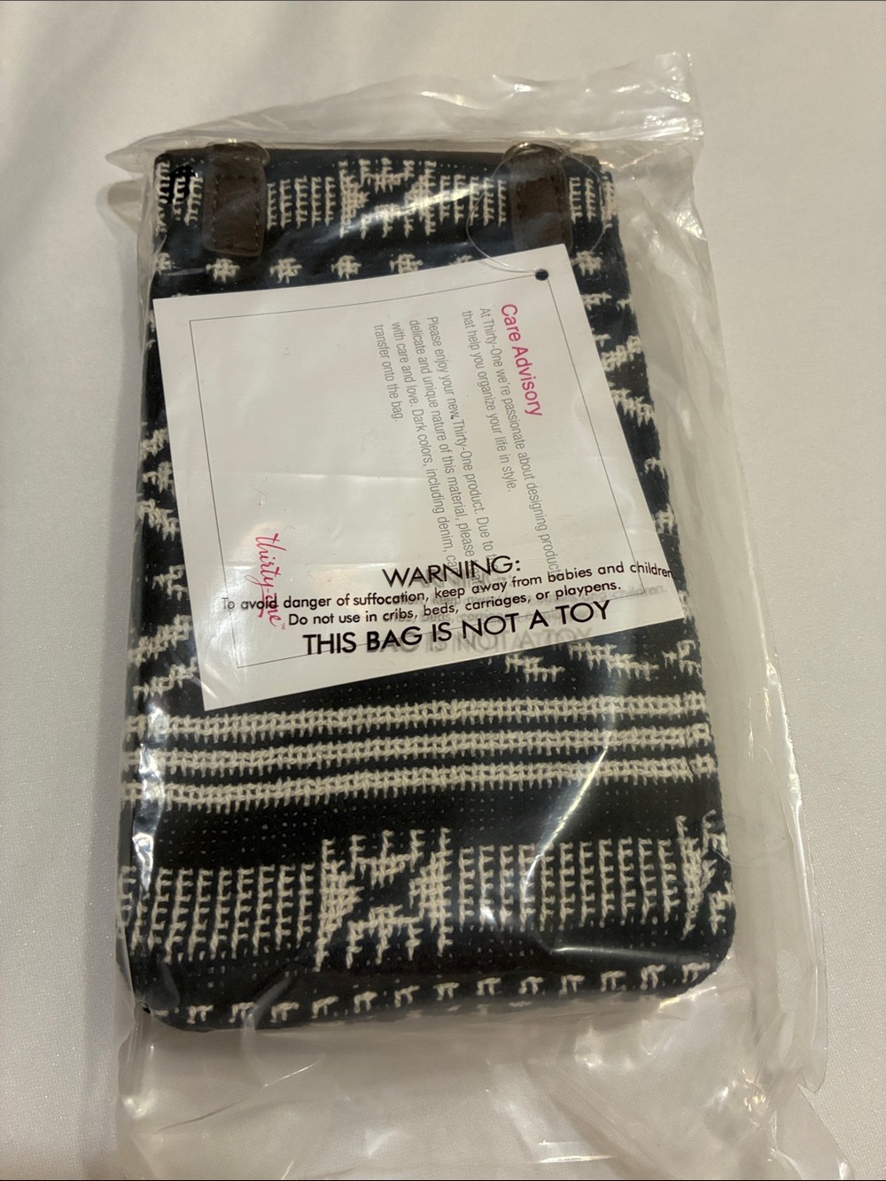 thirty-one Call Me Crossbody - Woven Rio Pattern - Picture 3 of 5